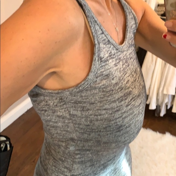 Grey lightweight fitted knit dress - Picture 5 of 5